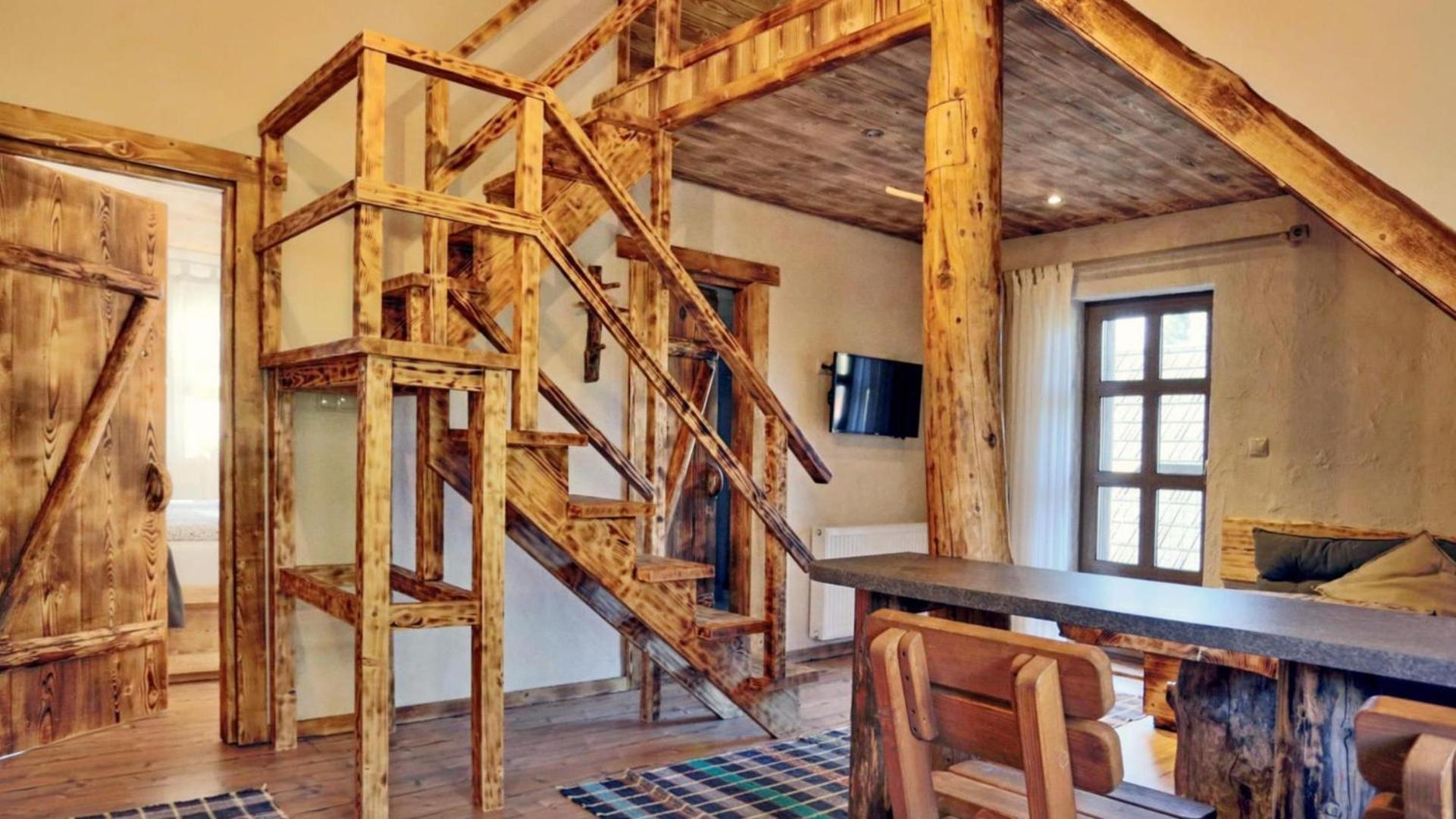 Chata Baba Yaga Ждяр Номер фото